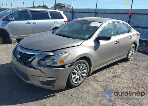 2014 Nissan Altima 2.5 S z USA, uszkodzony, nr VIN 1N4AL3AP4EN261138